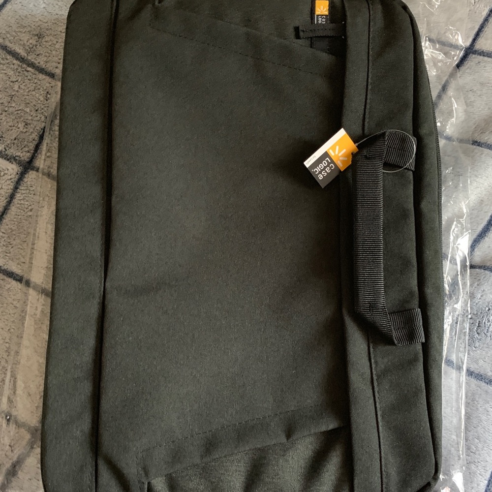 CaseLogic laptop bag
